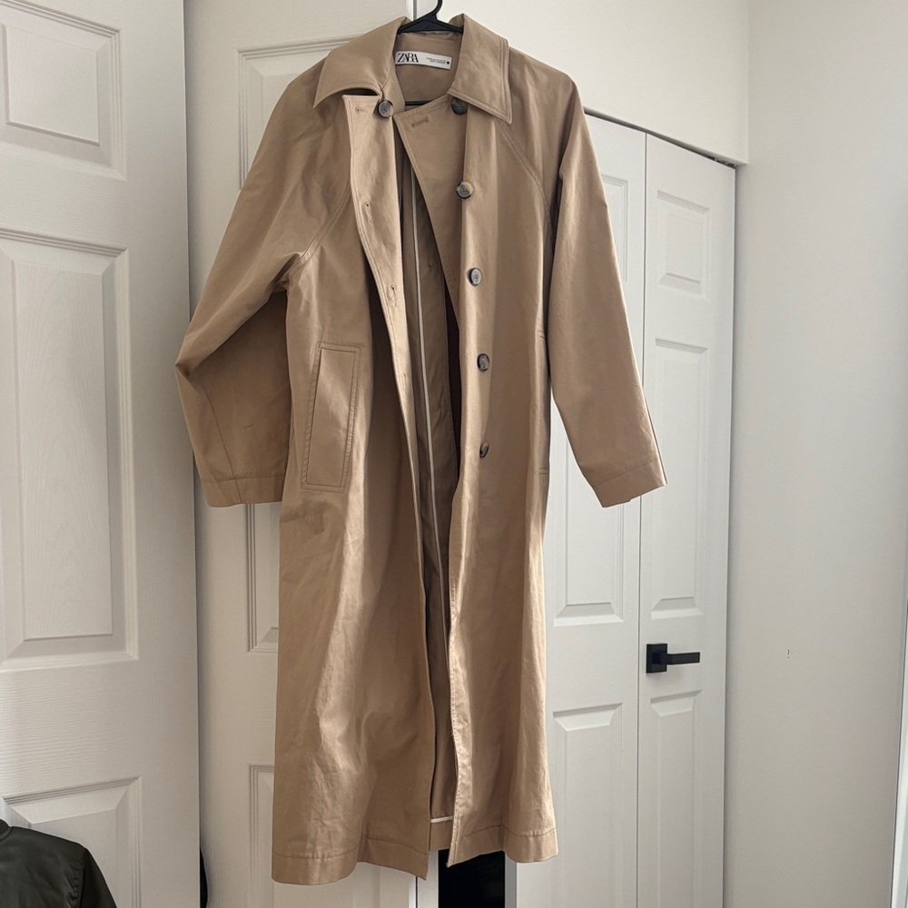 Zara Women's Tan Trench Coat